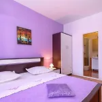 Apartments With A Parking Space Stari Grad, Hvar - 8726