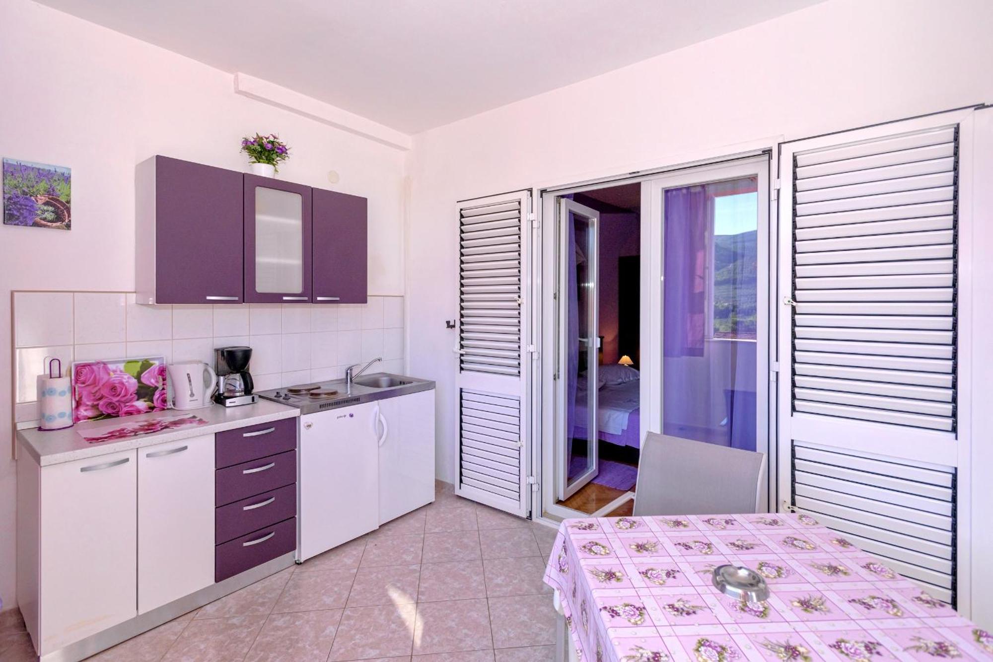 Apartments With A Parking Space Stari Grad, Hvar - 8726 Stari Grad (Hvar)